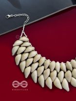 The Goddess of the Sea - Statement Shell Neckpiece