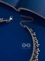 A Bohemian Indulgence - Oxidised Shell Choker Neckpiece