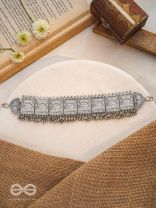 Spreading the Wings - Statement Boho Choker