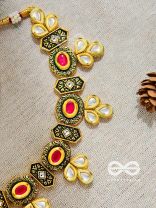 The Royal Magnificence - Statement Golden Set of Neckpiece and Earrings