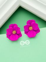 THE POISED PERIWINKLES - Statement Floral Studs (Fushcia)