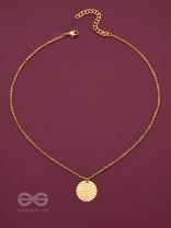 I'm A Magnificent Mirage - Golden Casual Neckpiece With Anti-Tarnish Coating 