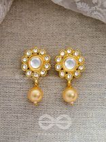 Royalty of the Sultanate - Set of Choker and Earrings (Red)