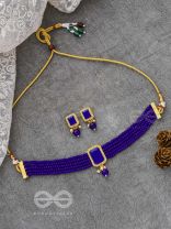THE MYSTICAL MAGNIFICENCE - SET OF STATEMENT CHOKER AND EARRINGS (ROYAL BLUE)