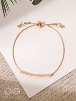 Band of Love- Elegant Golden Bracelet 