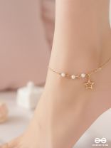 Star-Struck- Golden Beads Anklet