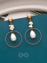 The Lord of the Rings- Golden Pearl Earrings