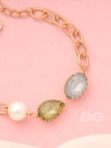 Ocean in Nutshell- Golden Embellished Bracelet