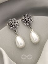 The Frosty Dewdrop- Oxidised Pearl Earrings