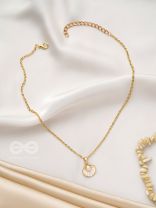 The Shell Stunner- Golden Embellished Necklace With Anti-Tarnish Coating 