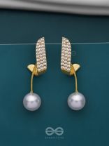 THE MELODIC TWIST - GOLDEN EMBELLISHED EAR JACKETS