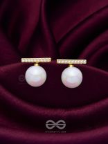 Modern Grace - Golden Embellished Ear Jackets