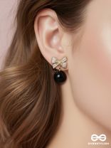 LUXE BOW – EMBELLISHED GOLD BOW EARRINGS WITH DROP BEAD
