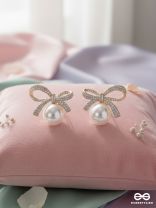 PEARL TIE – CLASSY RIBBON BOW WITH PEARL EARRINGS
