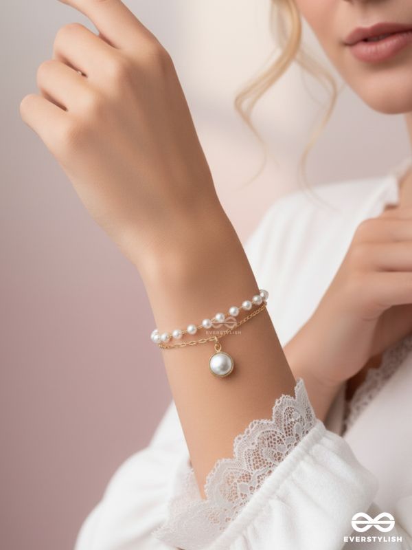 The Snow Globe- Gold Pearl Bracelet