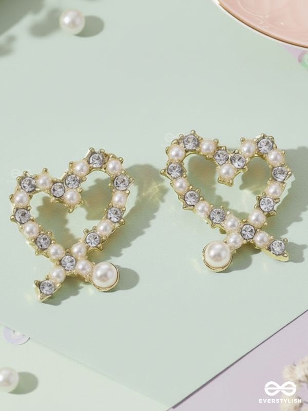 Little Hearts- Golden Beads Earrings